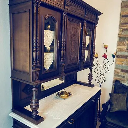 Archontiko Xanthi * Makrinitsa